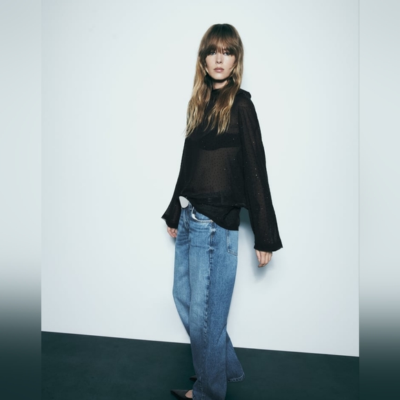 VOLUMINOUS SLEEVE RHINESTONE TOP - Picture 5 of 9